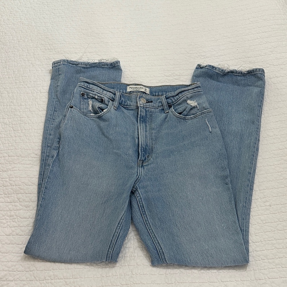 Abercrombie & Fitch High Rise Vintage Flare Leg Jeans - Picture 2 of 4